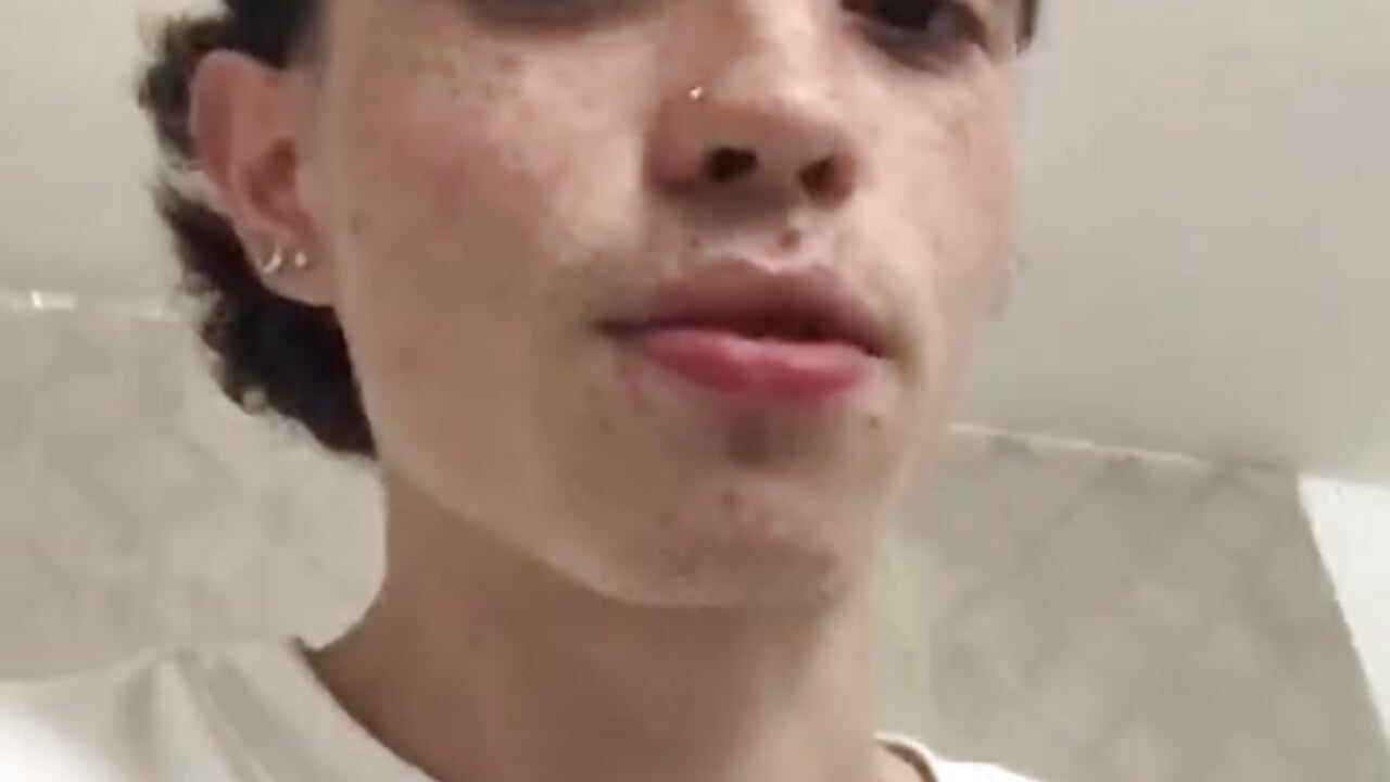 New - video by dia_fax18 cam model