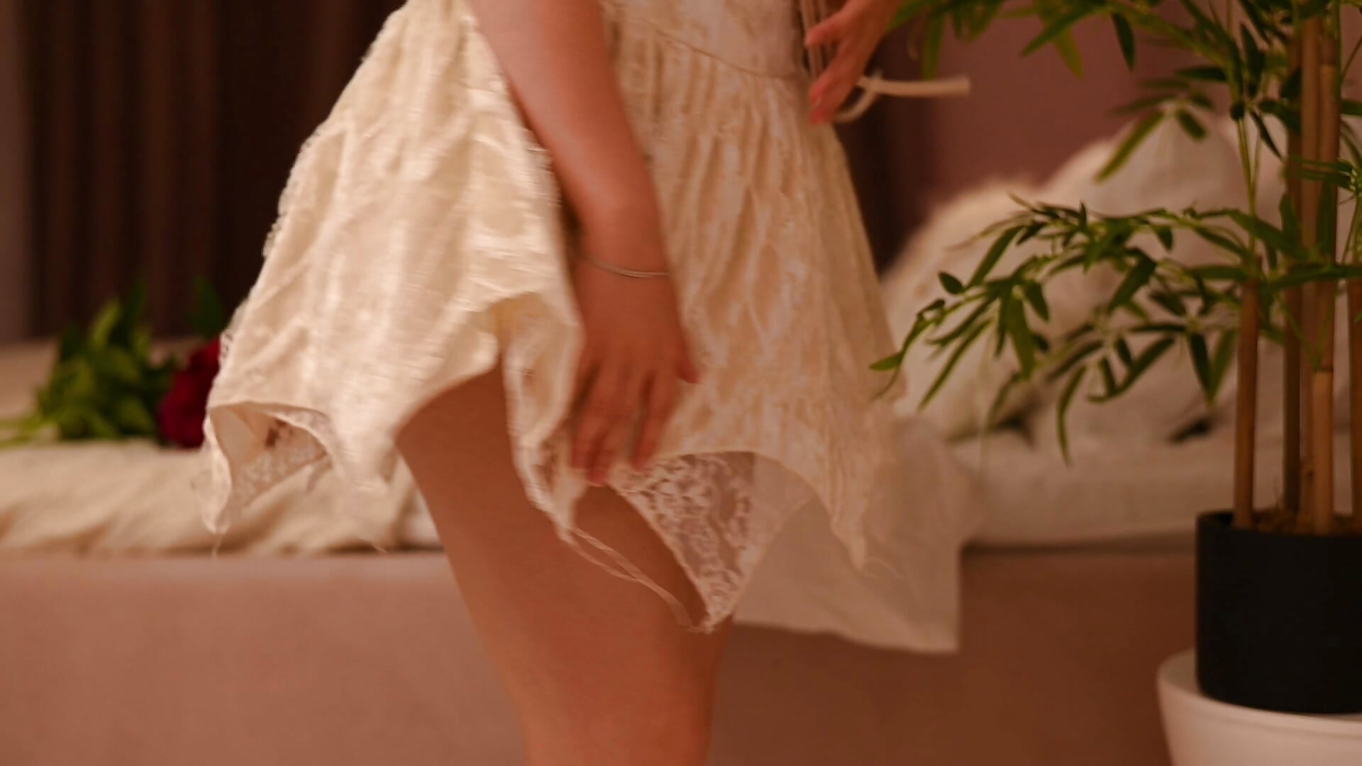 hello! - vídeo de la modelo de cam NoraHaynes