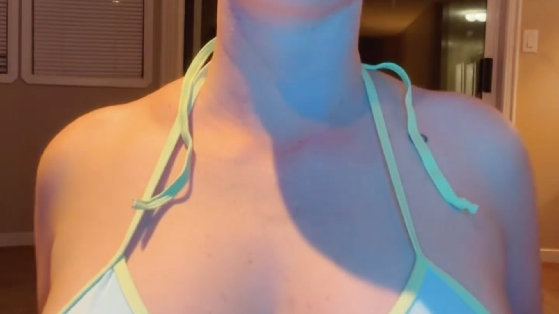 Practicing flickin’ caps - video by EllieEnchantress cam model