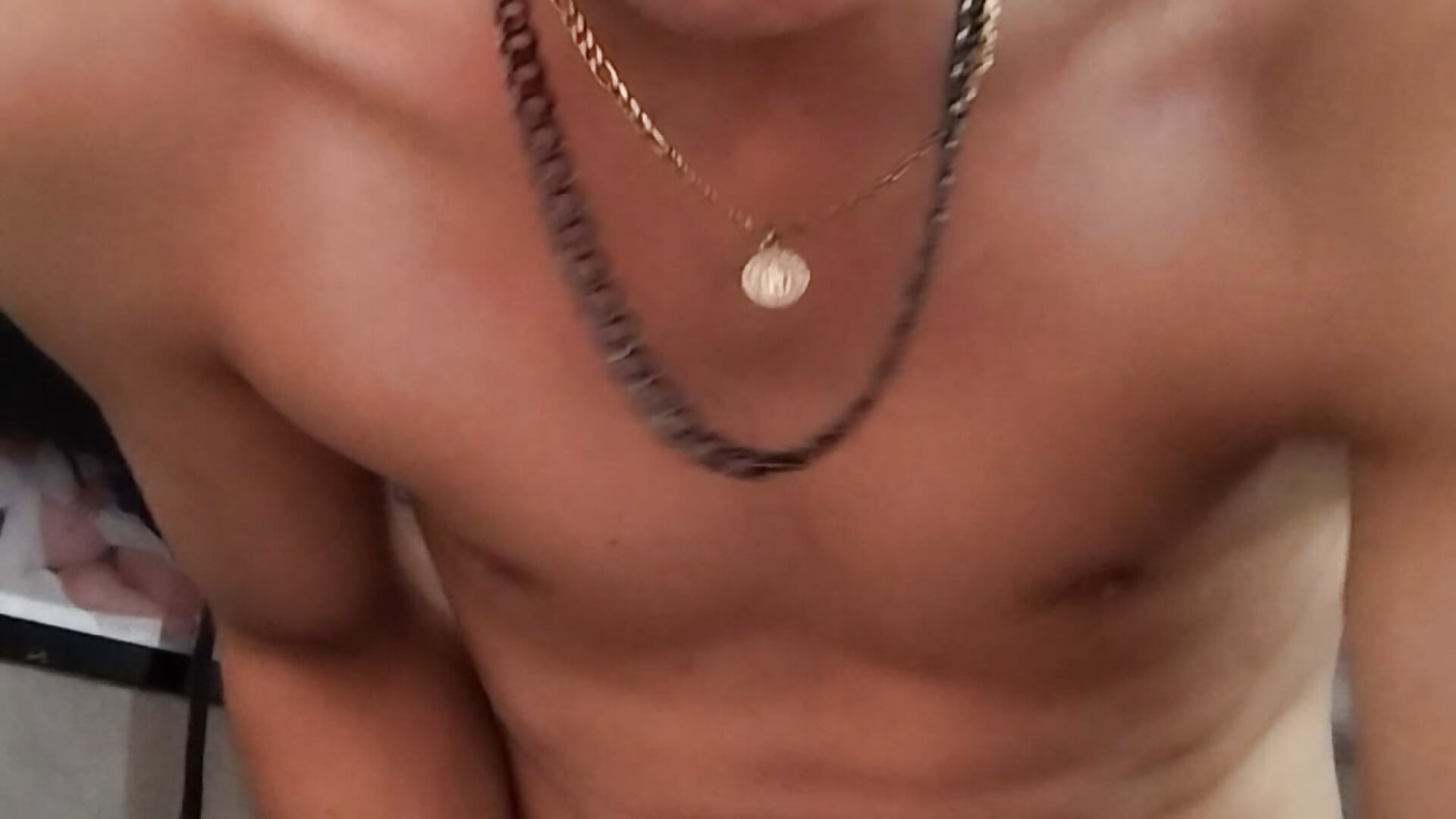 RAZURACION DE ASS - video by Tussi-amor cam model