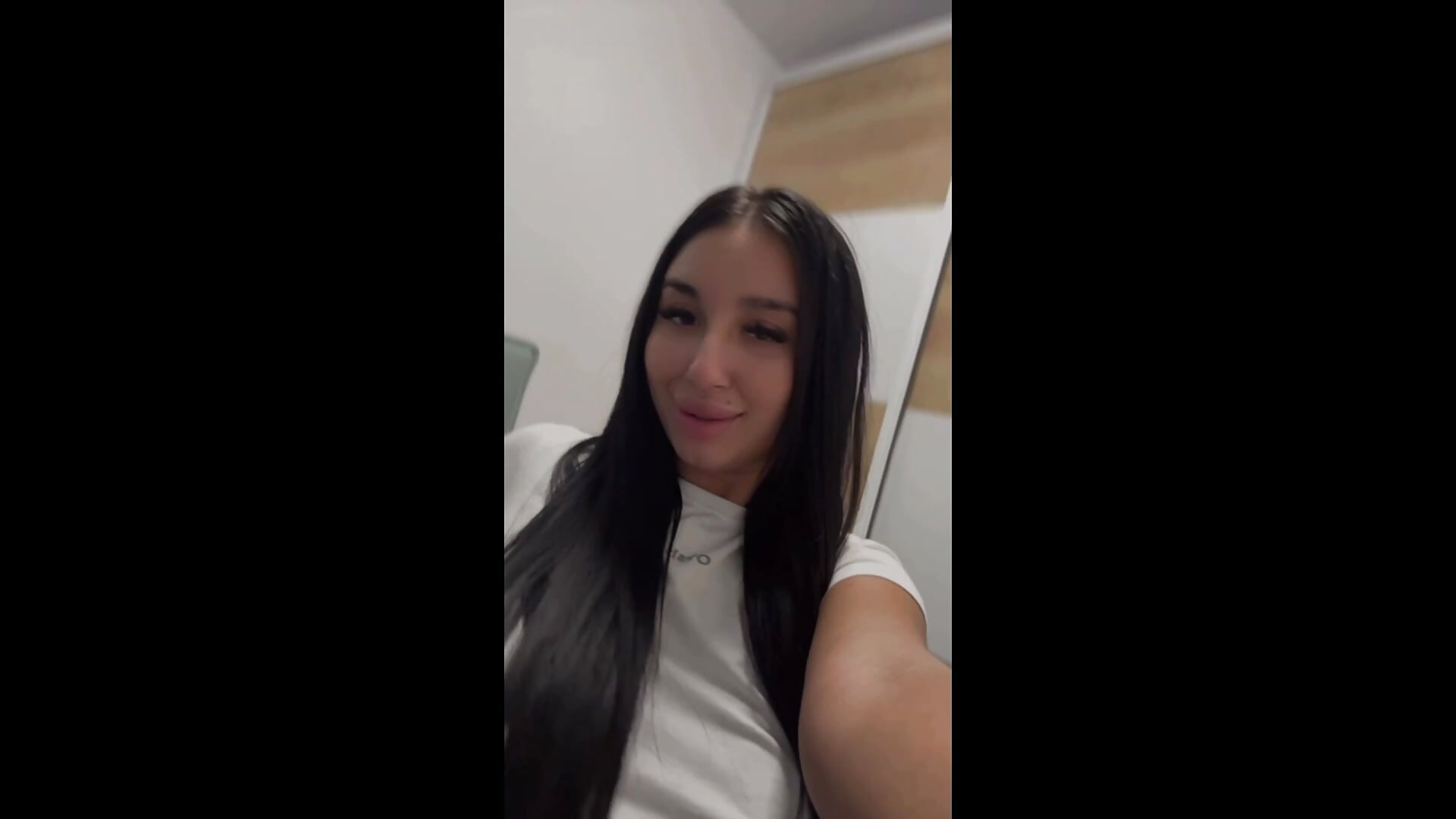 Video - vidéo du modèle de showcams BlueEyes_BB