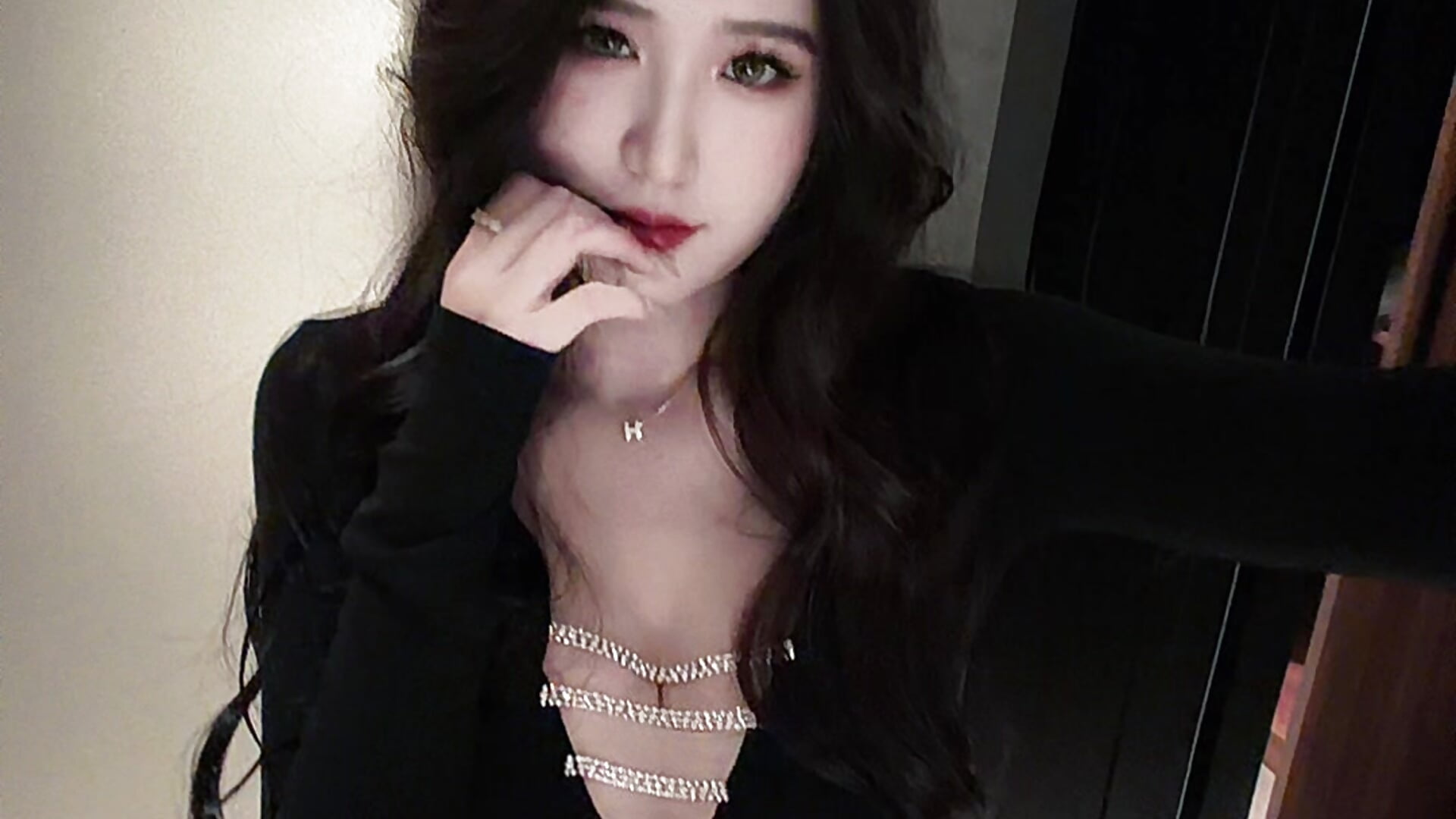 2026 - video by yueyue-888 cam model