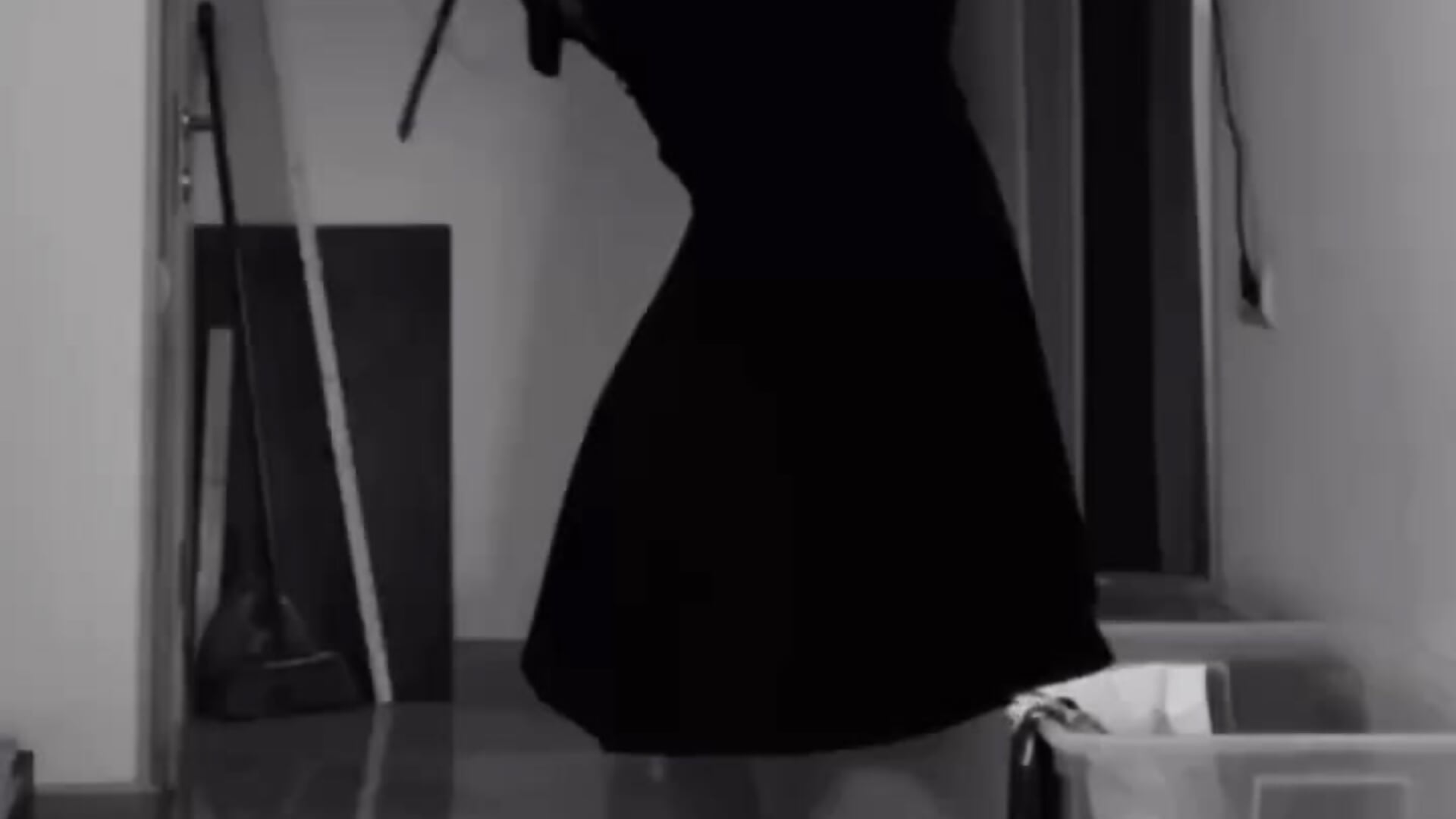 short skirt - video by Stef_Nicks cam model