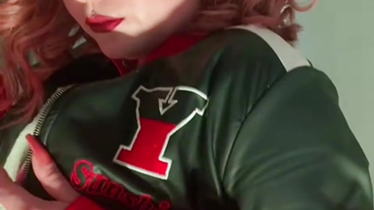 welcome🥰😈 - video by JuliettaRousse69 cam model