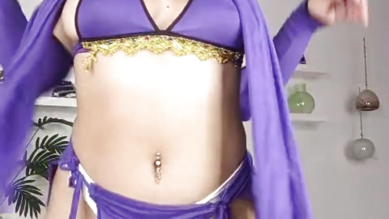 Sexy dance daddy - video by shaza_khalan cam model