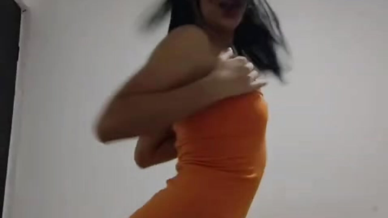 WhatsApp Video 2025-11-26 at 8,35,04 PM - video by Helen_Delany cam model