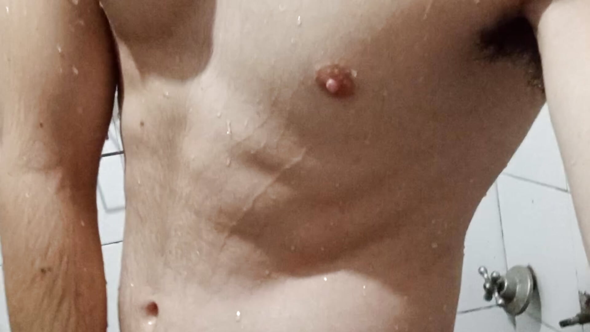 Rodri baño– Rodrigo99_9 kameramodell videója