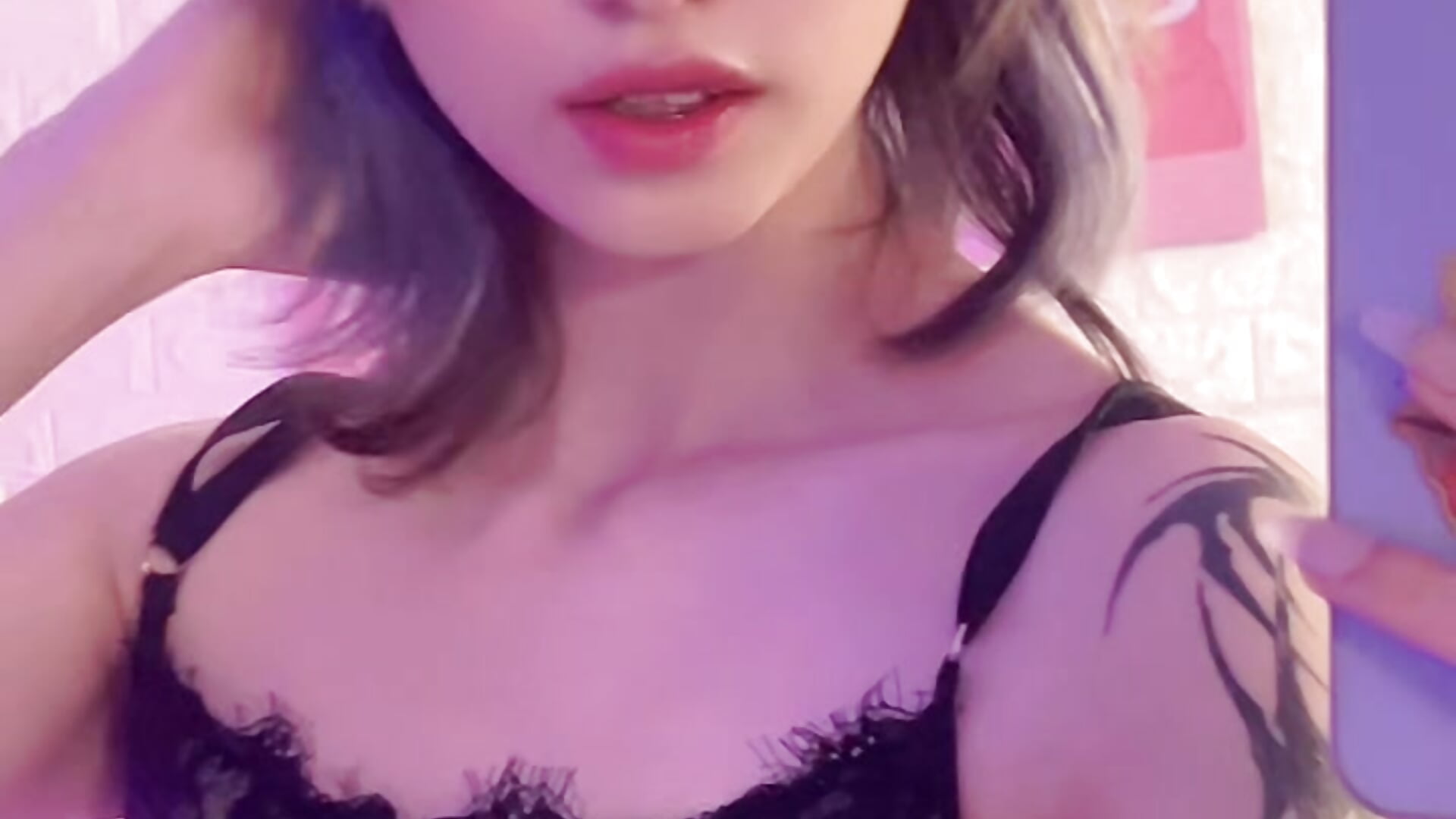 Your place tonight is here, watching me and enjoying me… - Hannahpage 캠 모델의 동영상