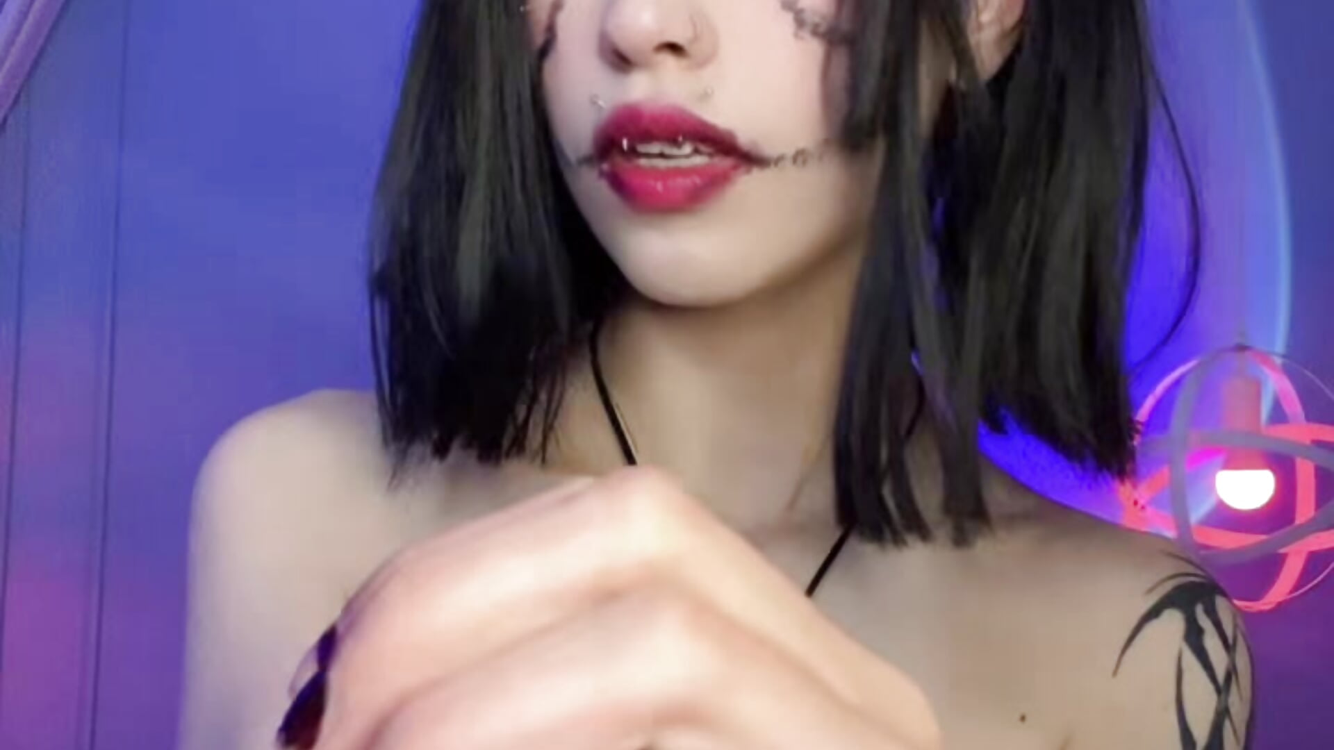 your penis needs to be in my mouth - Hannahpage 캠 모델의 동영상