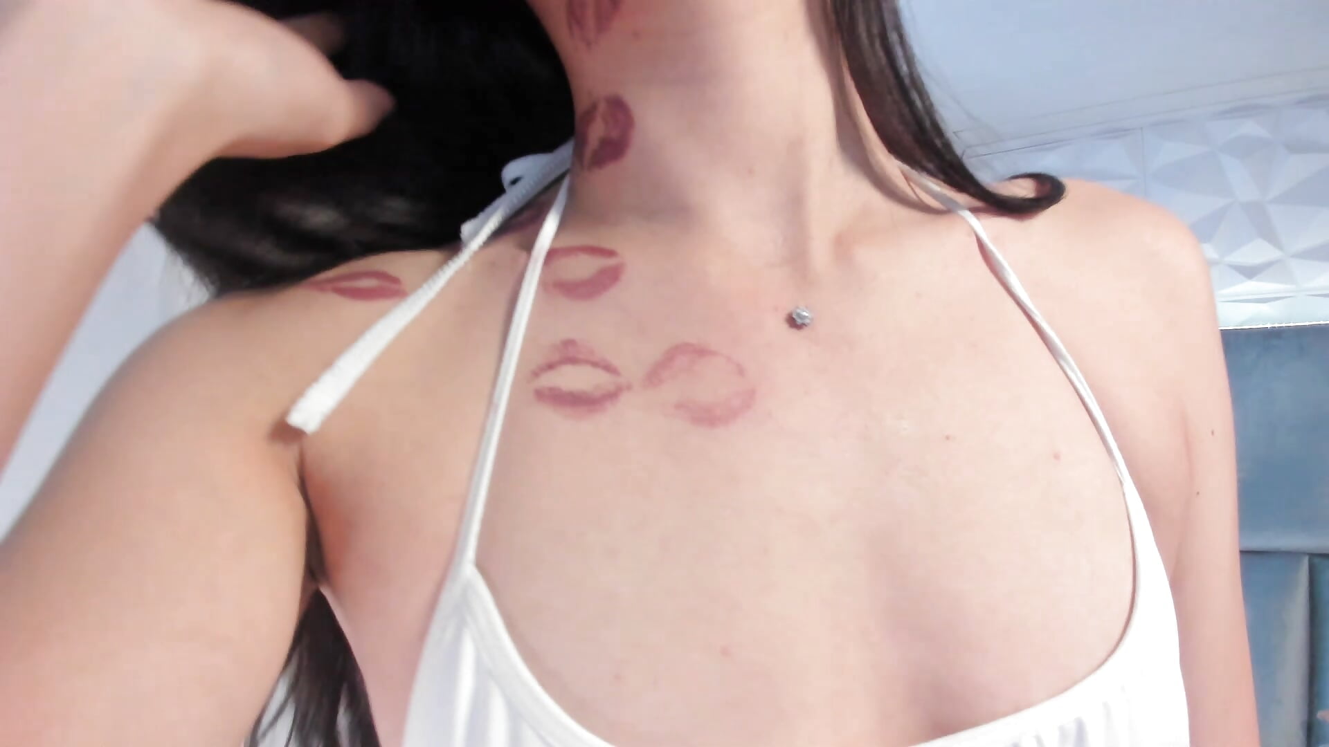 cute pircing♥️ - video by canelleGarces cam model