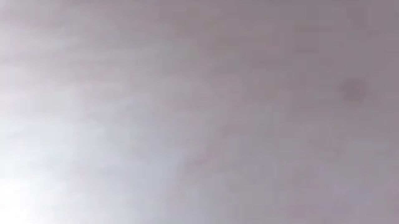 Something very delicious awaits you down here 🔽🌸 - vídeo de loreen_grey modelo de câmara