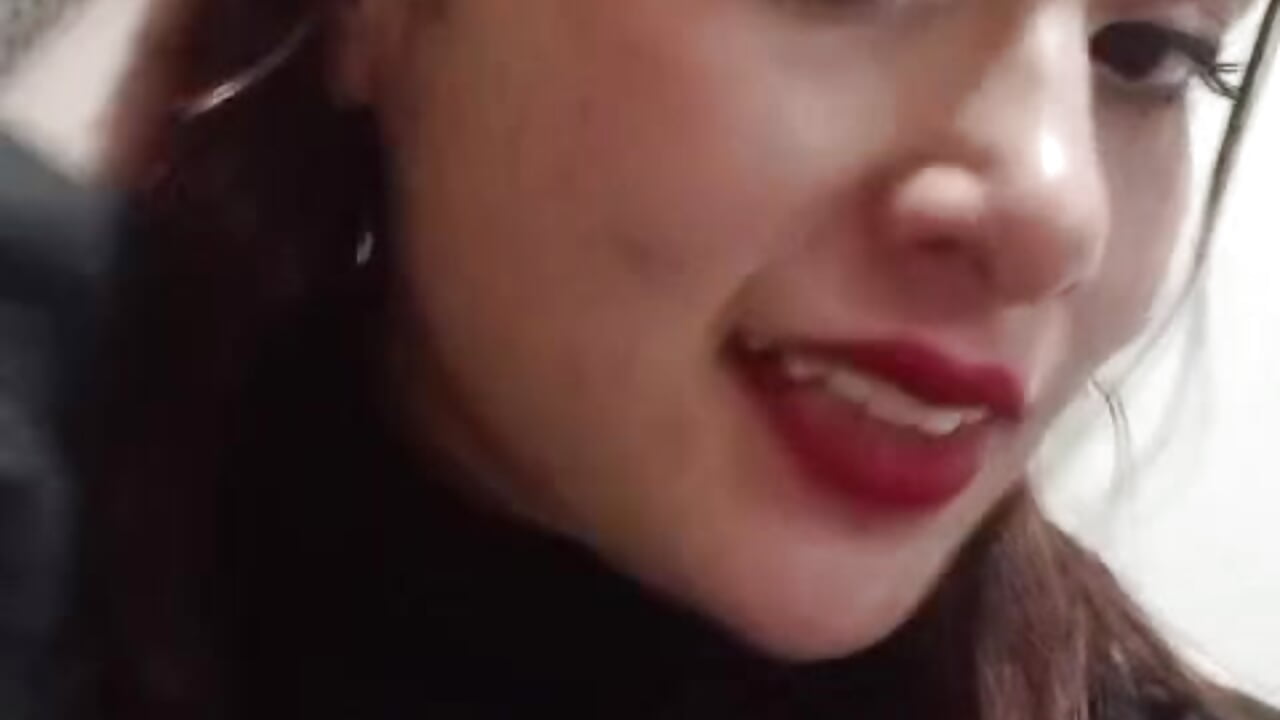 I send you a kiss bby😚👄