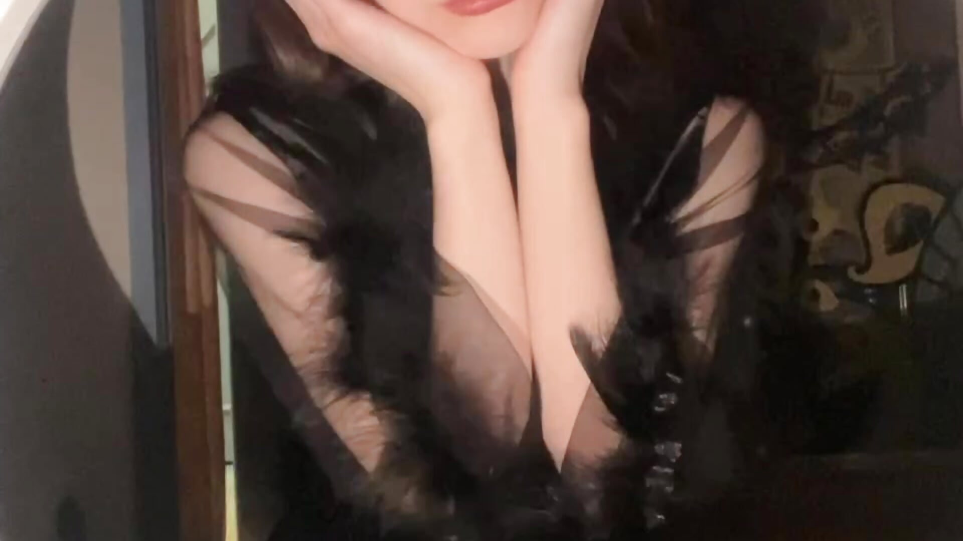 Will you ask me out on a date? I'm already planning to.. - vidéo du modèle de showcams MartaBrent