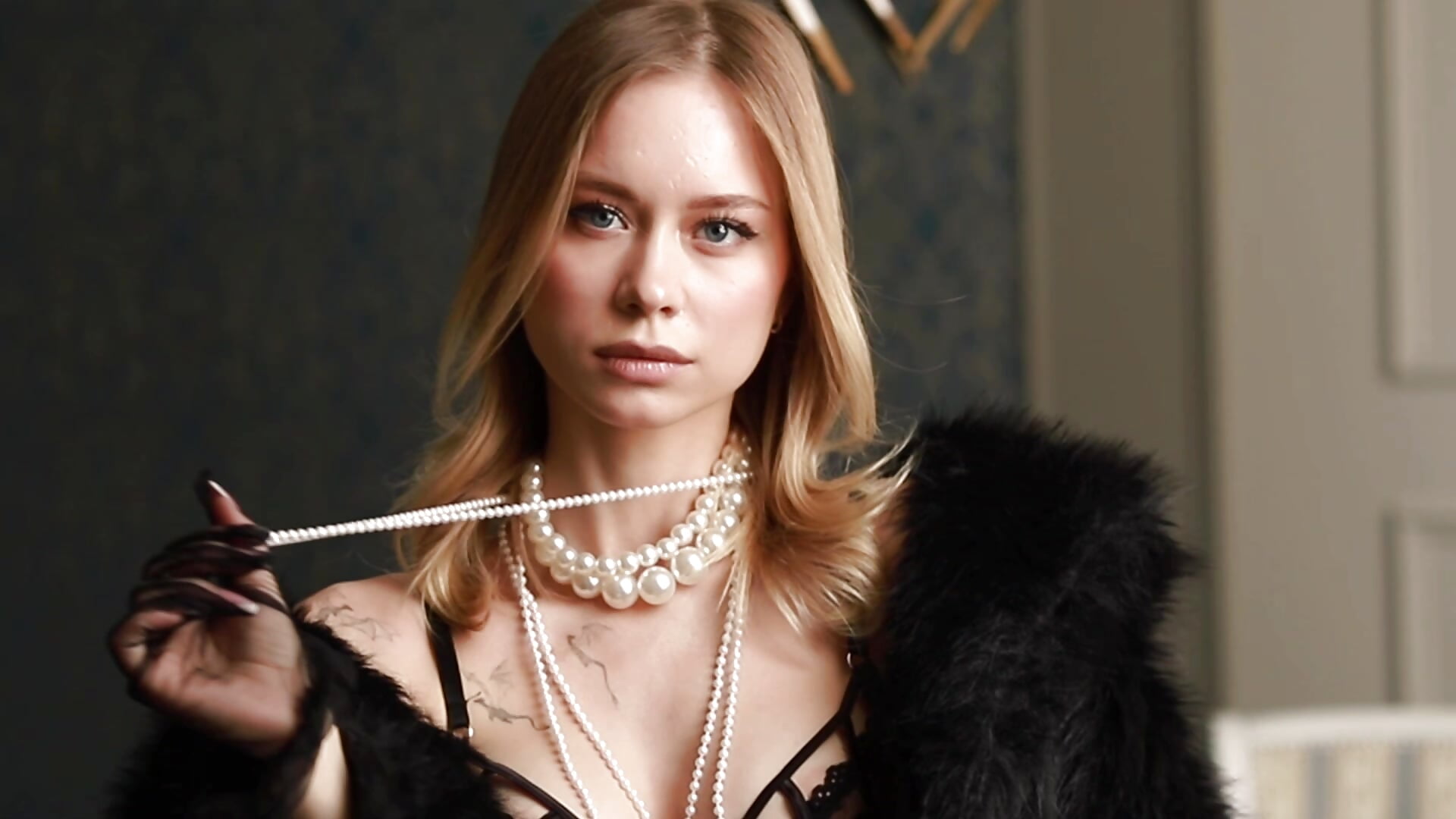 Glamour Love 🤍－カメラキャストのKarolinaConnerの動画