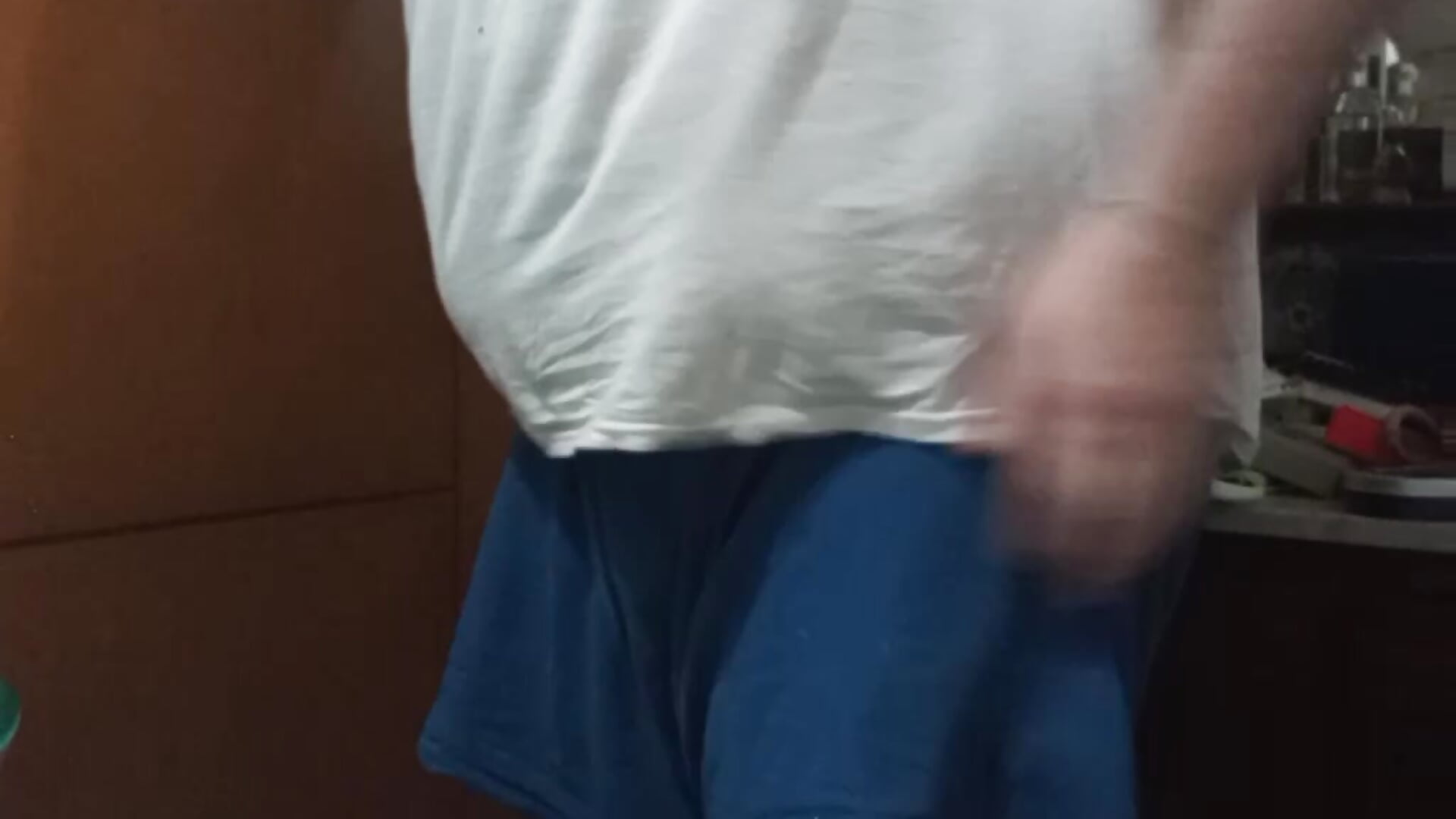 Before the Shower - video by BabyBearMilk cam model