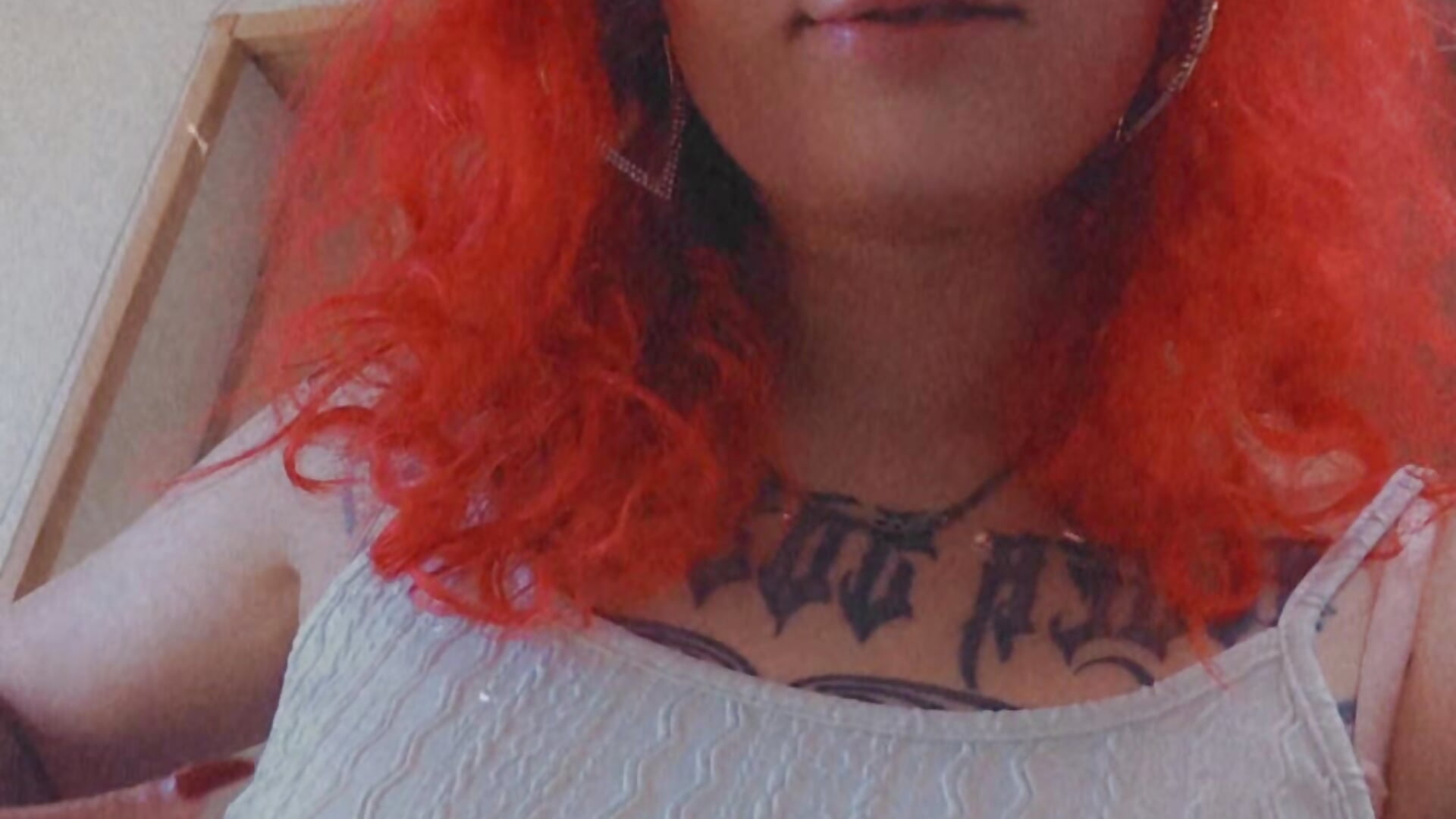 me - video oleh model kamera marijacucu