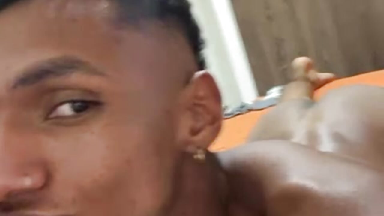 my butt for you 🔥 - video by JulienSaint cam model