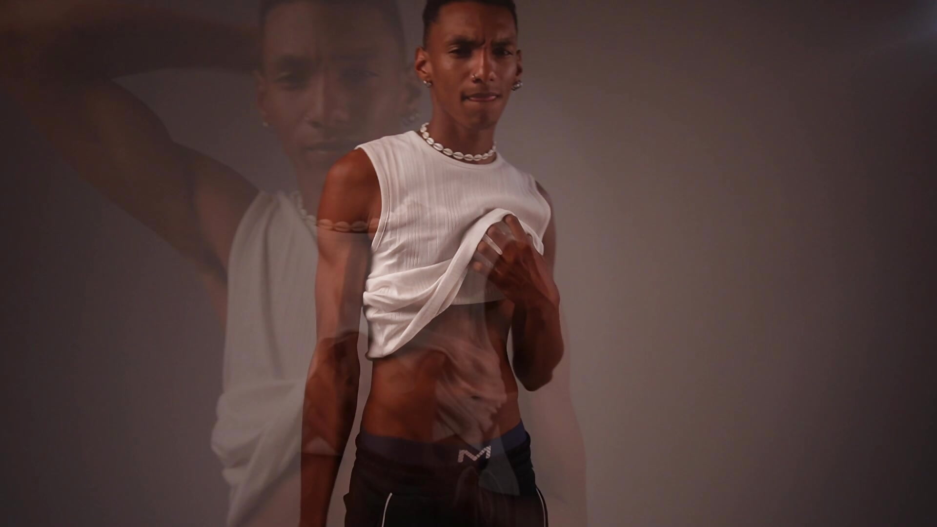 I'm Julien - video by JulienSaint cam model