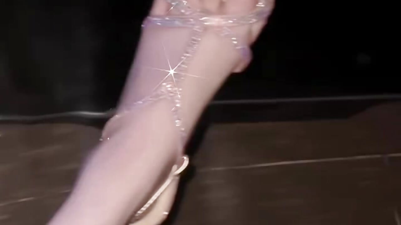 VID_20250816145009 - fox-yiyi 캠 모델의 동영상