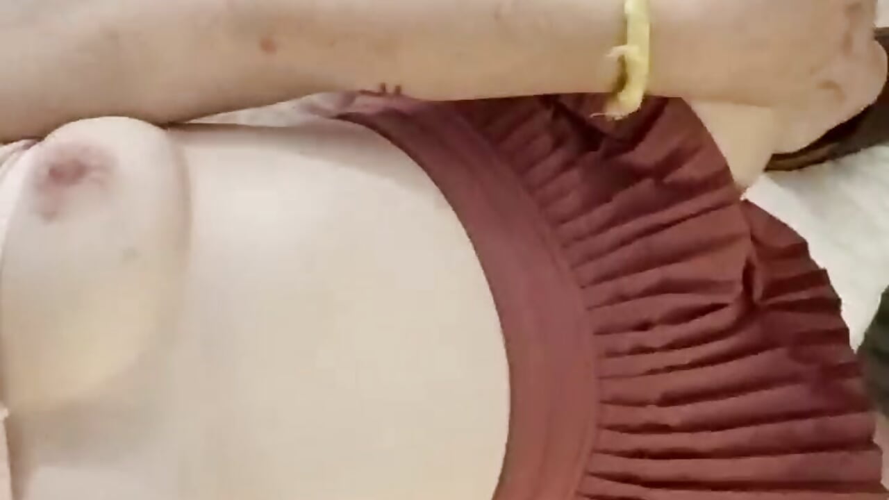 Dirty in my new outfit - video by NovaVade cam model