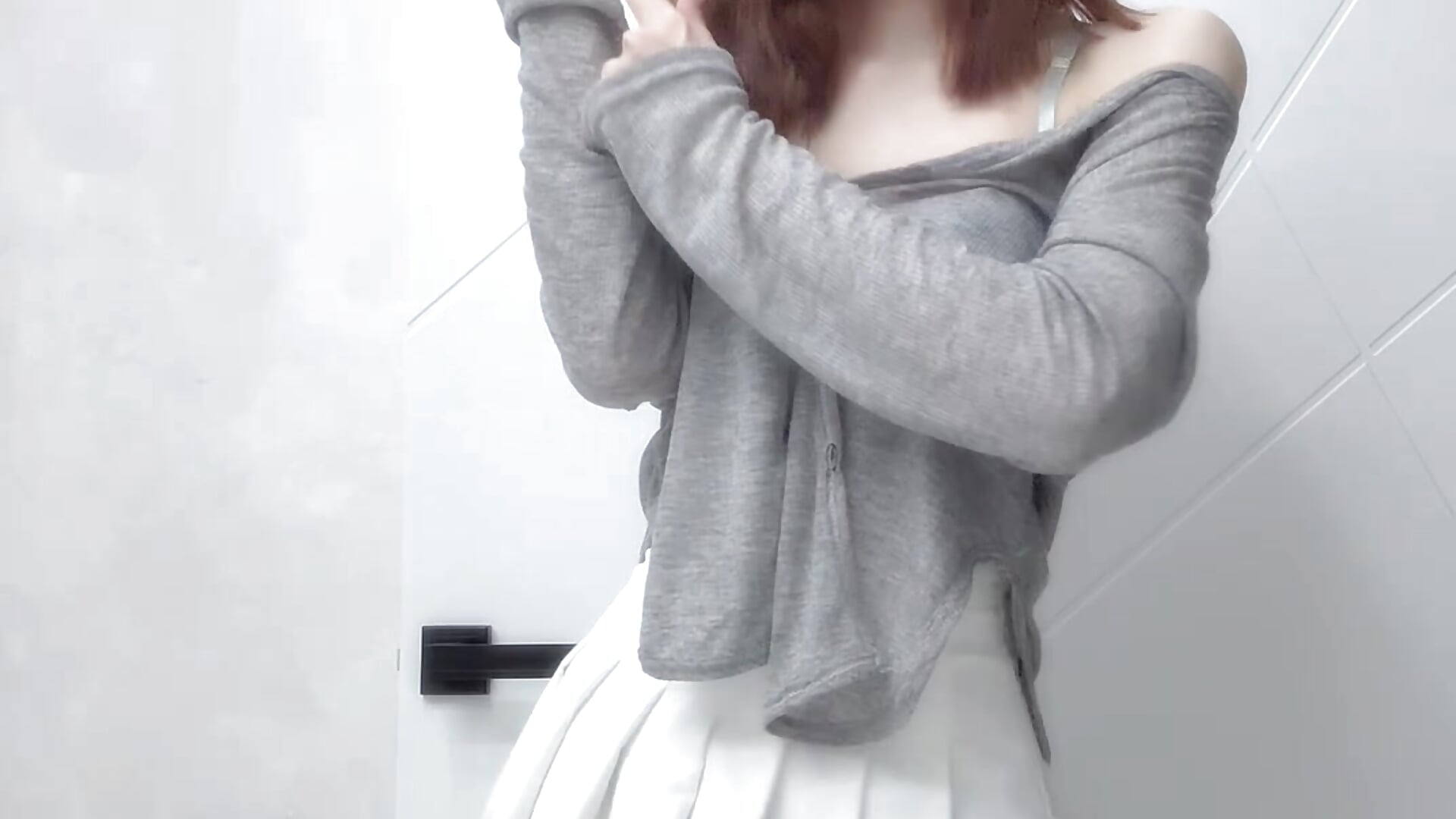 >3