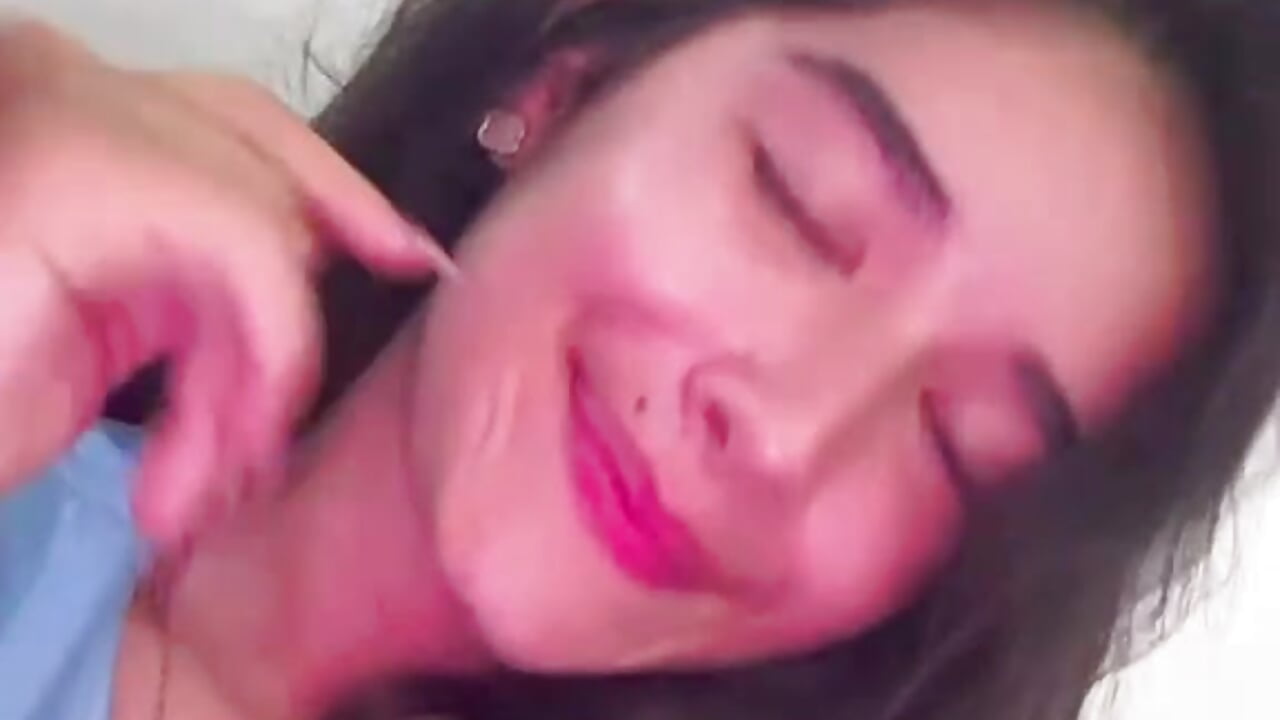 💘 - video by Ivy_petit cam model