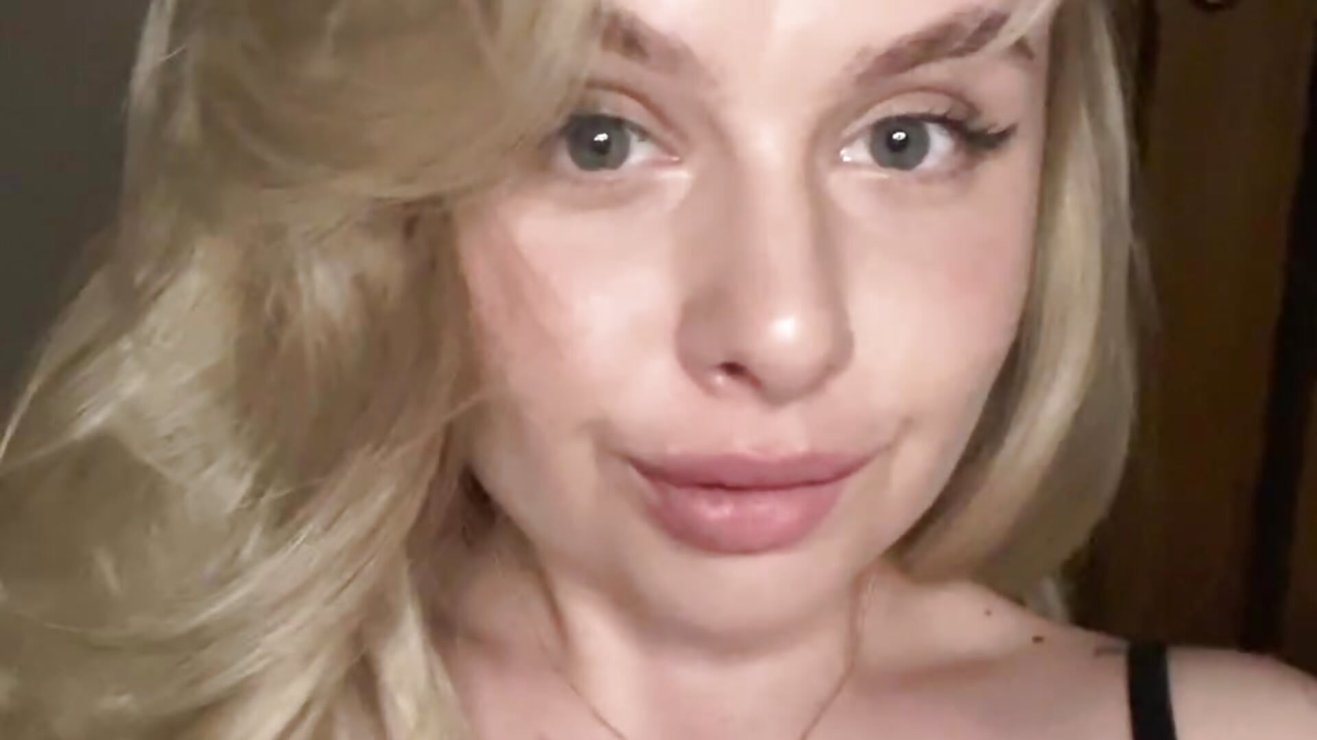 Check it - video by AngelicaHollywood cam model