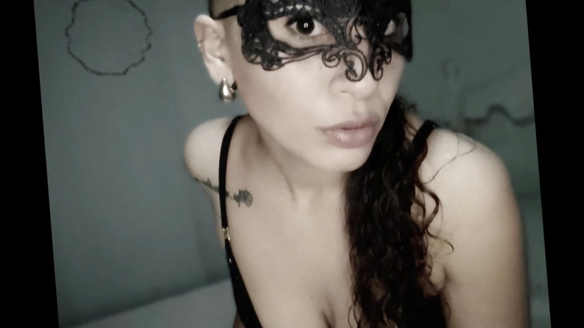 🖤 – видео вебкам-модели leonafuego