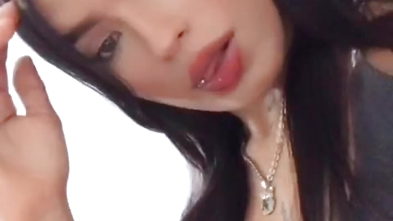 Me🎀 - video by Ava_Bonny cam model