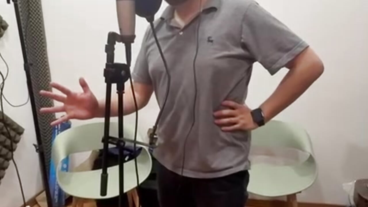 CANTANDO - video van Esteban_wolf cam-model