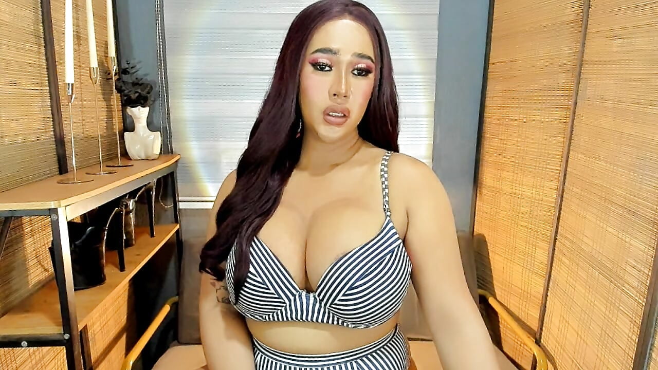 OFFERyourcherryASS kamerás modell  680. kiemelt videója