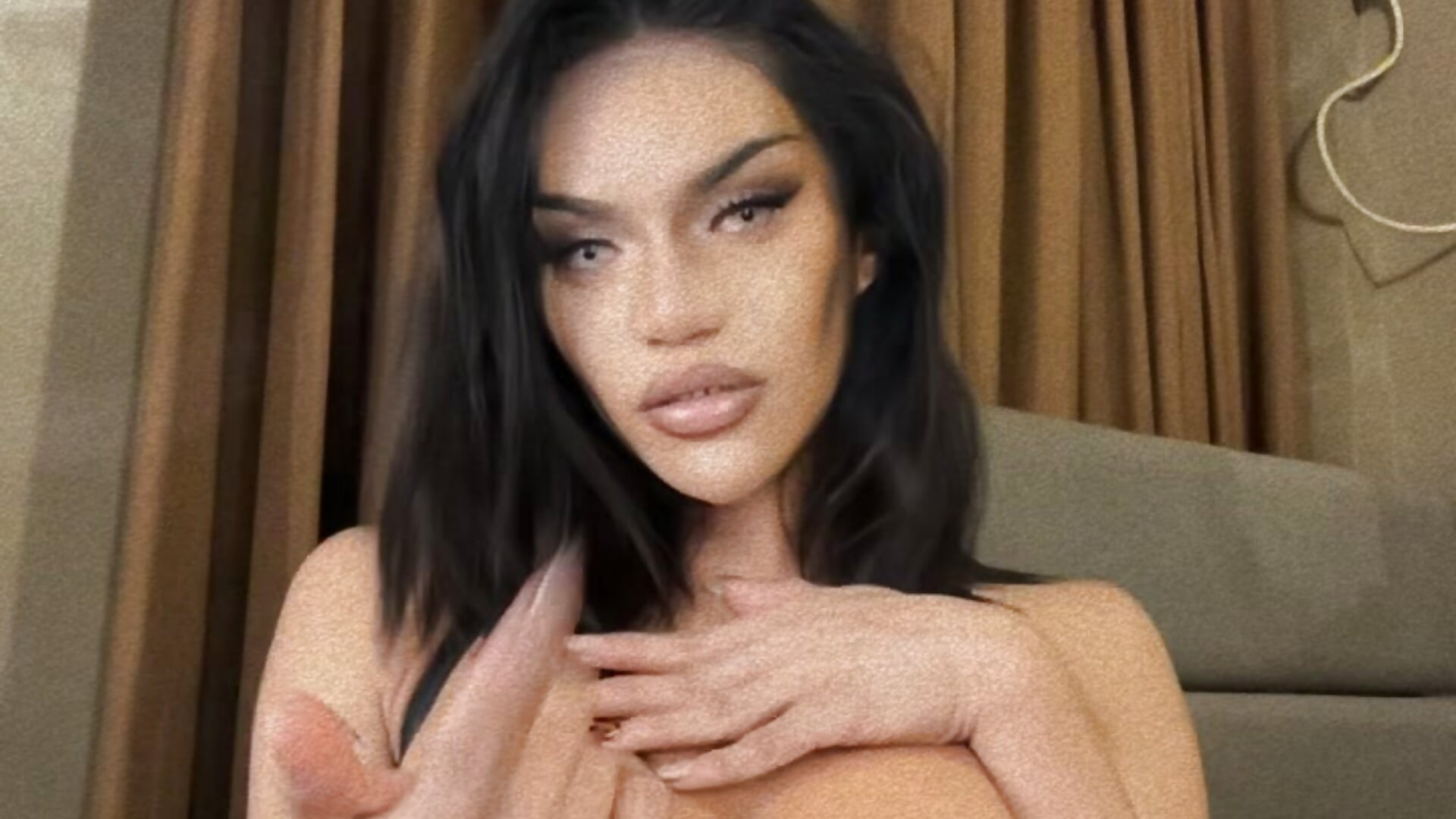 a proper way of how to SMOKE  your cock - video oleh KinkyNicoleHotCummings kamera model