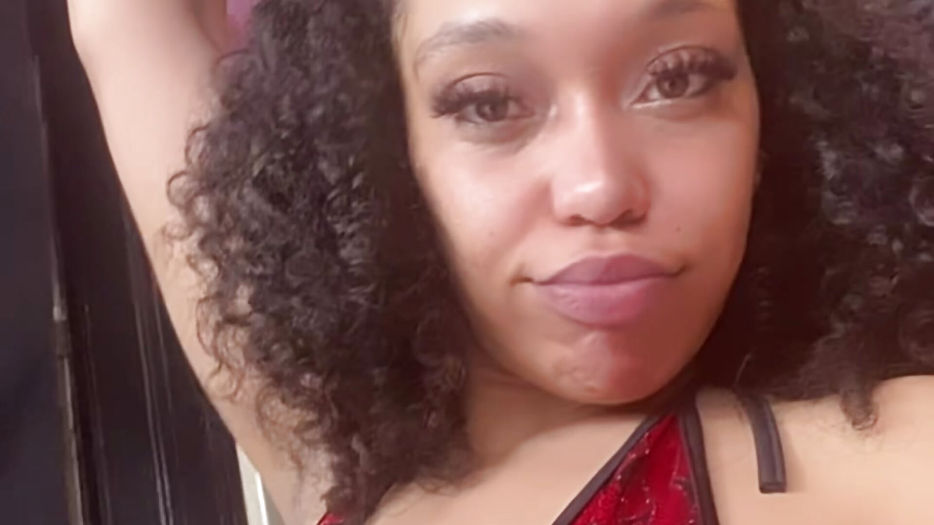 Content 👀 tip me - video av Velvetraexo cam-modell