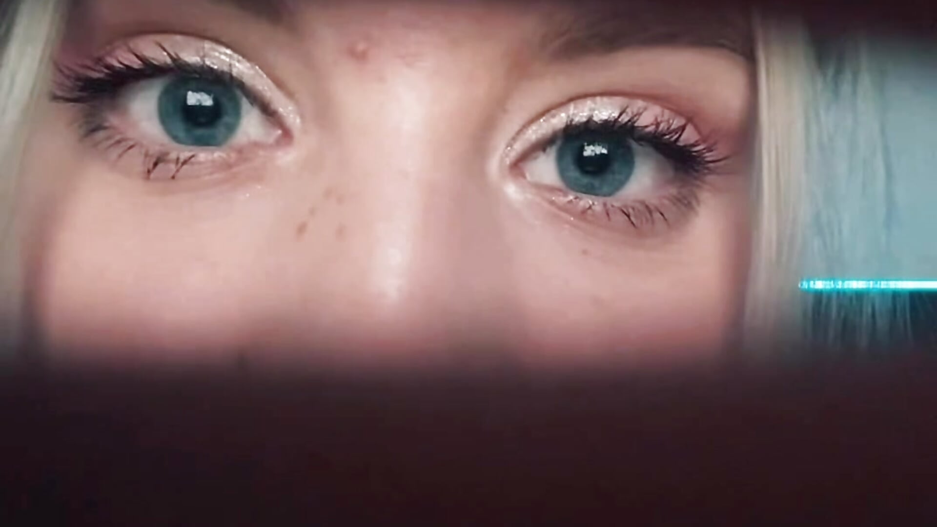 All the love of a blue-eyed blonde is just for you - ক্যাম মডেল StacyEvances-এর ভিডিও