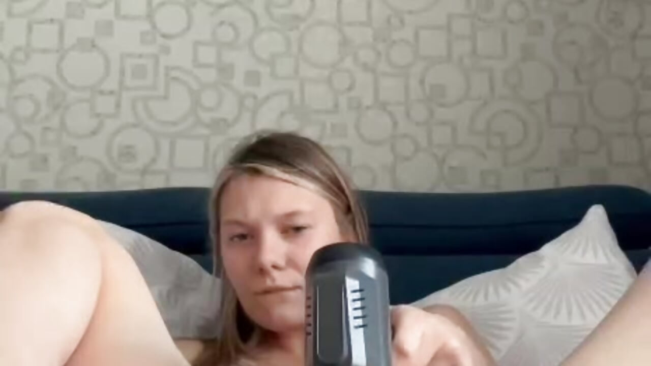 PLAY MY PUSSY TOY - vídeo de Sunny_Sammy modelo de câmara