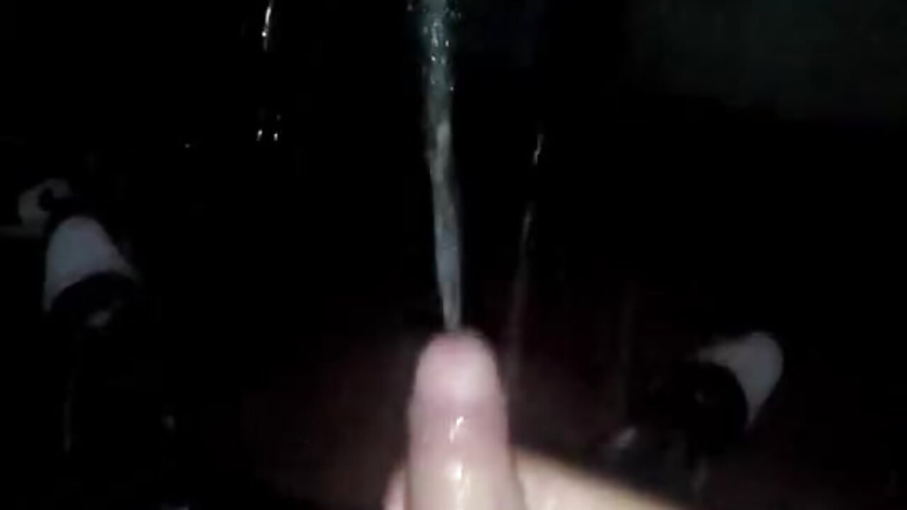 Wet - فيديو من elinnki موديل الكام