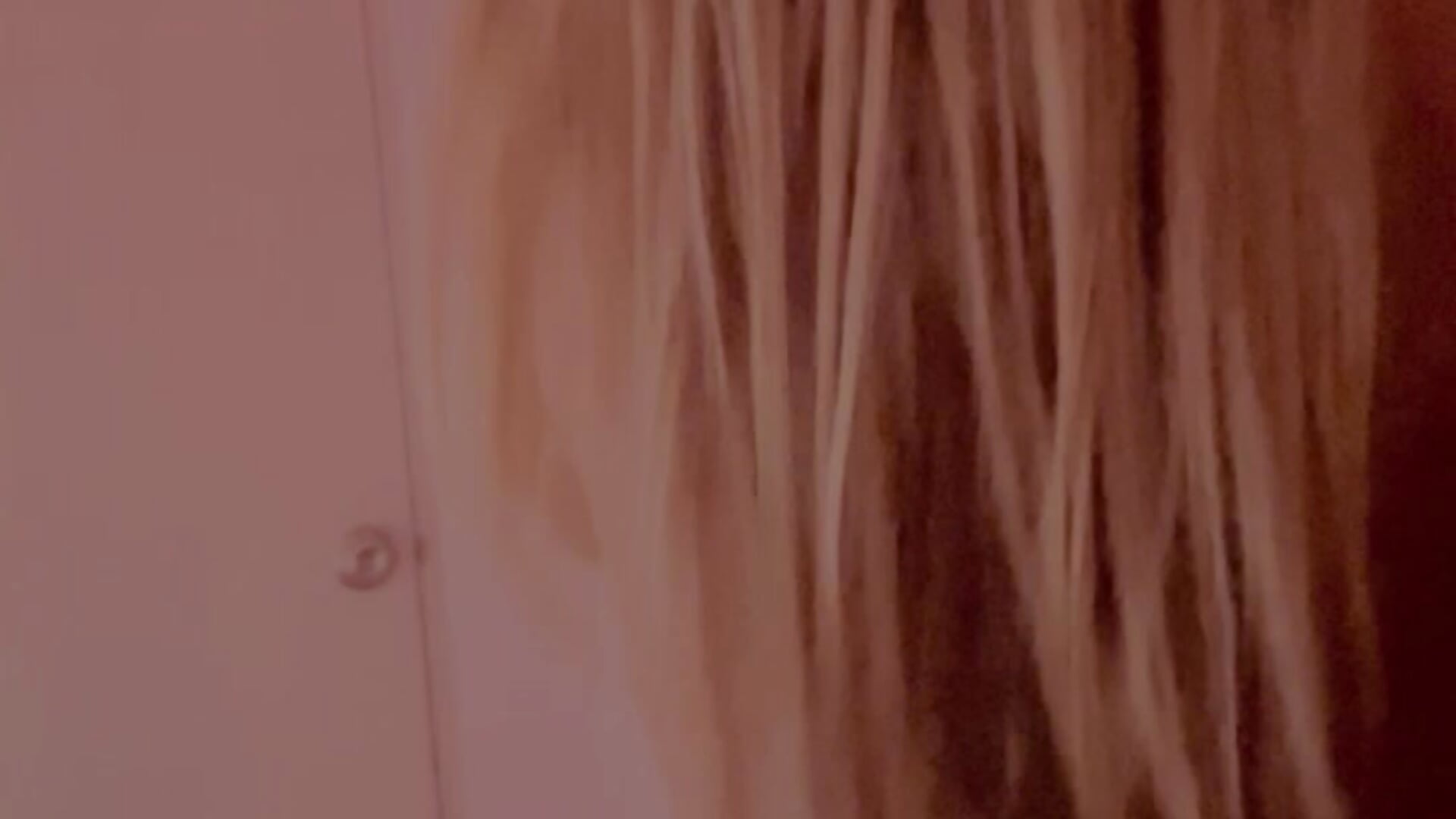 I love to see her sexy back - video van Cristian_blaze cam-model