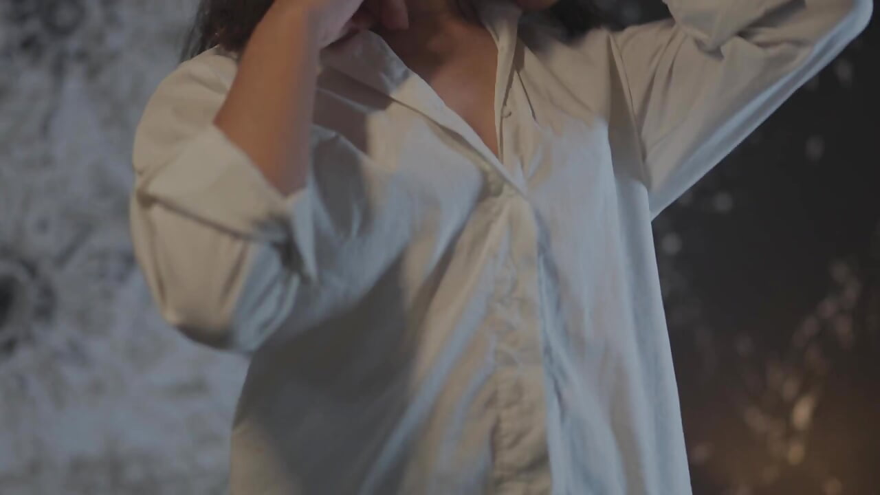 strat the time - video by brisazanes cam model