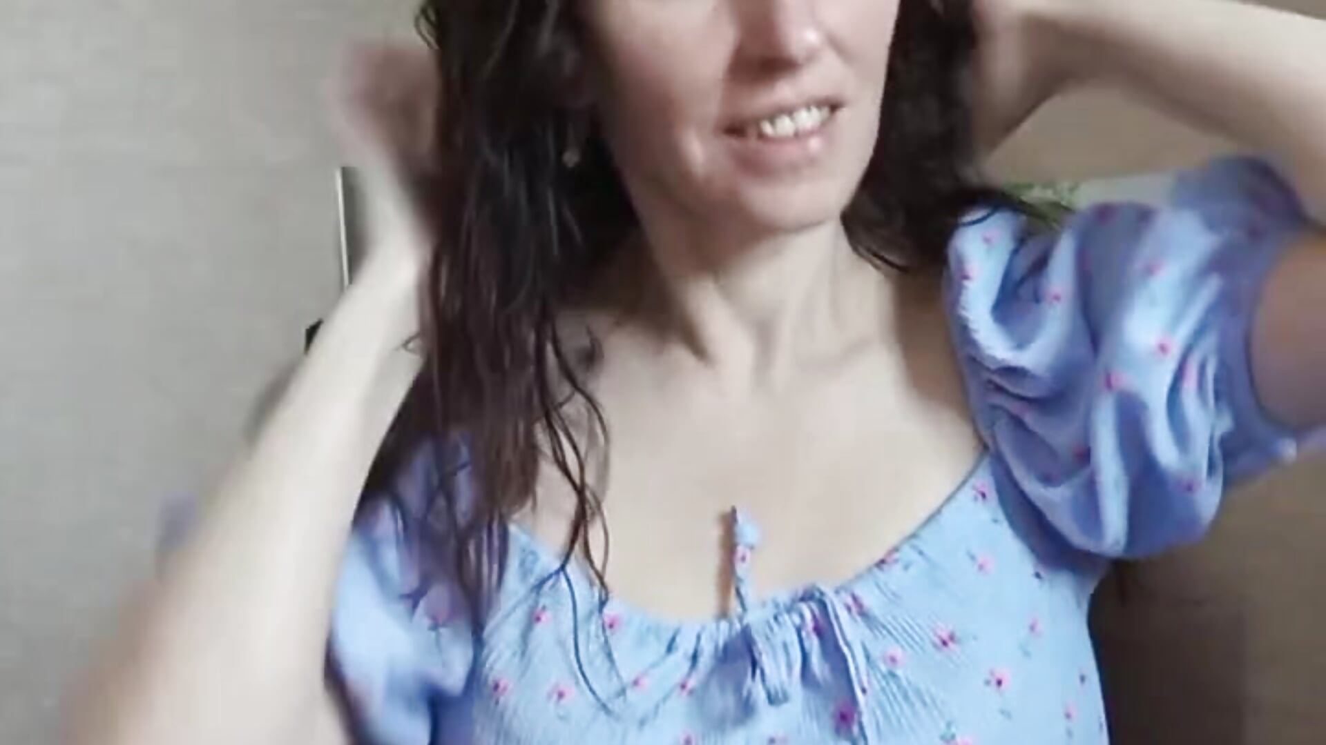 I love my hair long - video by CandiCole cam model