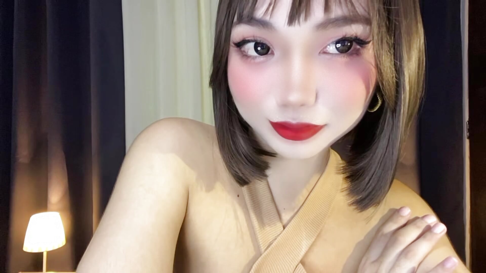 VID_20250609191434794 - vídeo de ihadeputa modelo de câmara