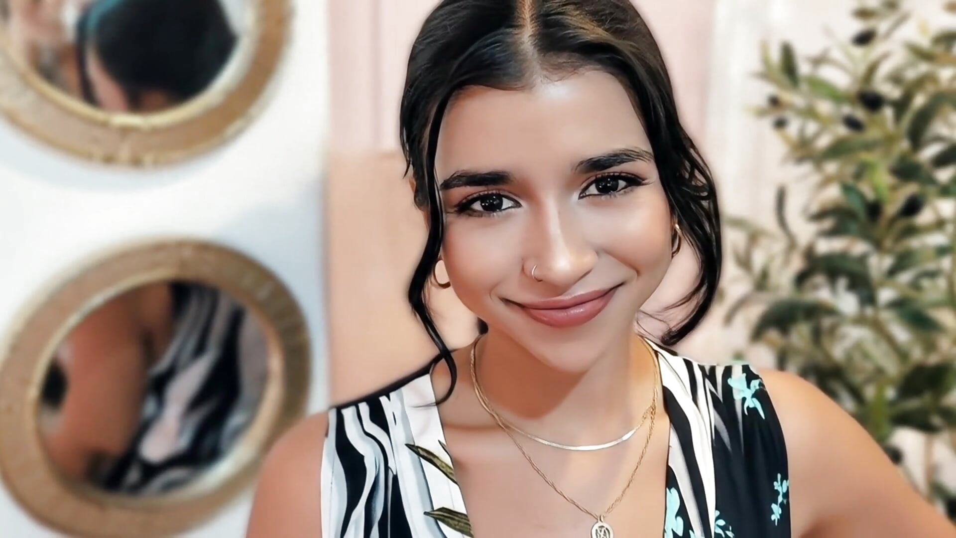 Welcome to my world ❤️🥰 - video by Elsa_Pataky cam model