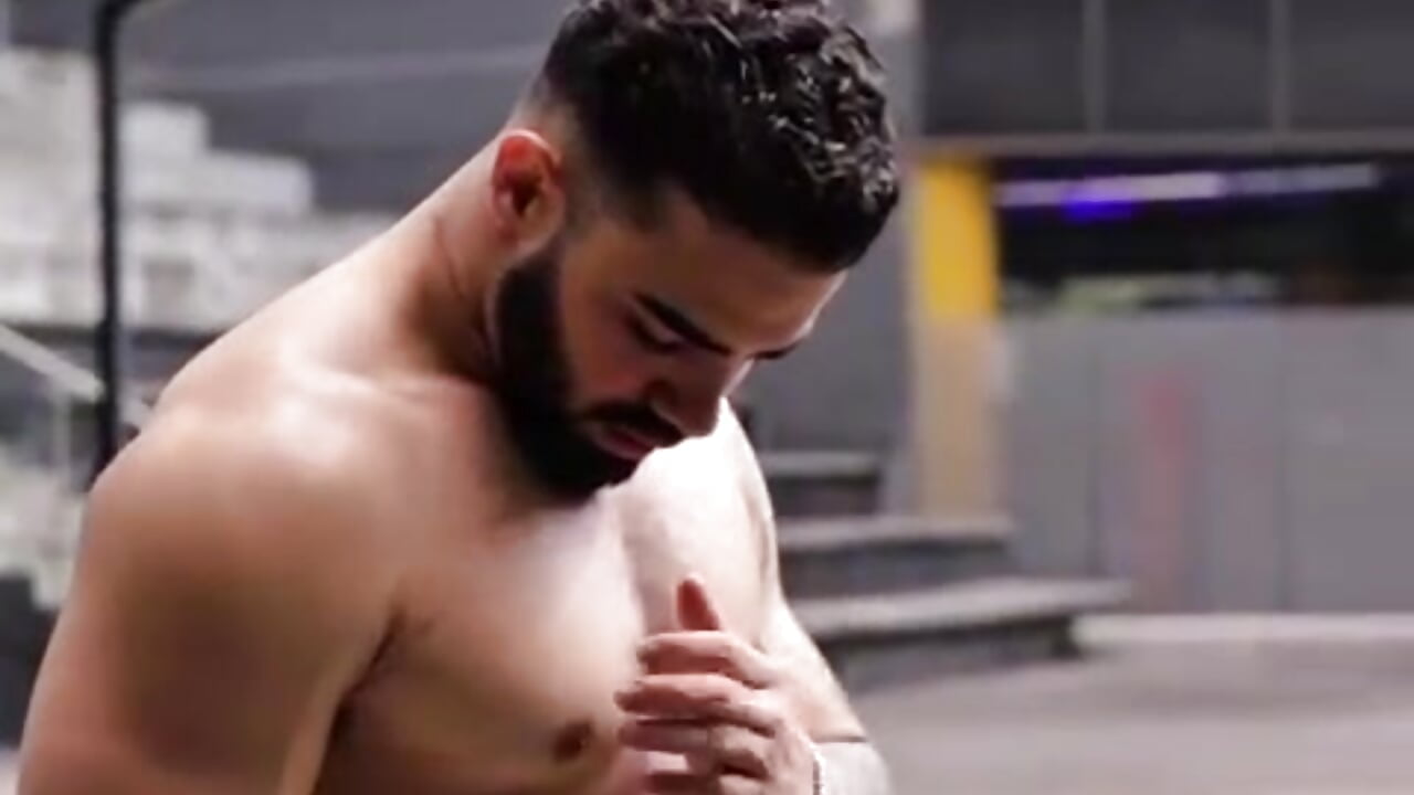 882766f1-a352-49ae-9b5c-c6dca5be271f - video by Paul_Phoenix cam model