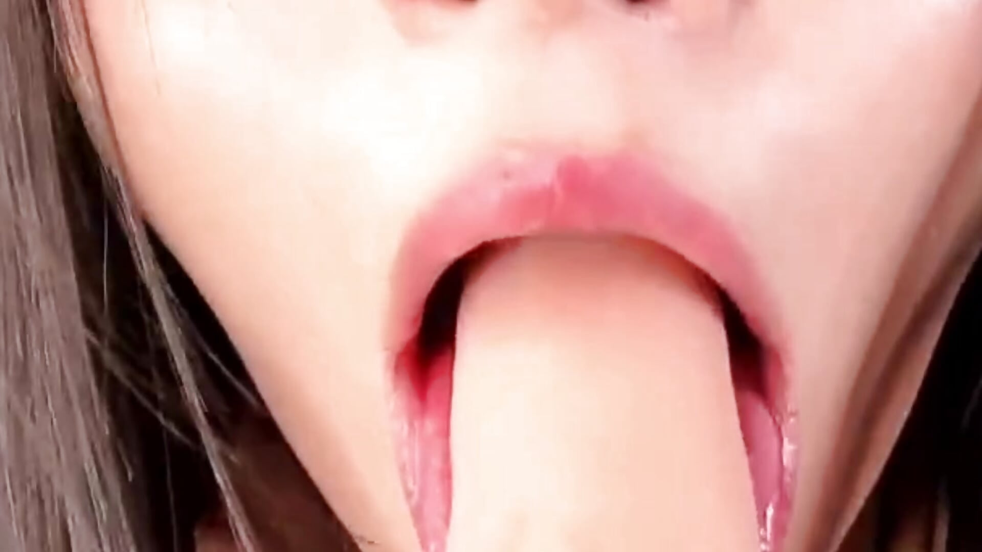 sucking so GOOD! i love all in my mouth👅
