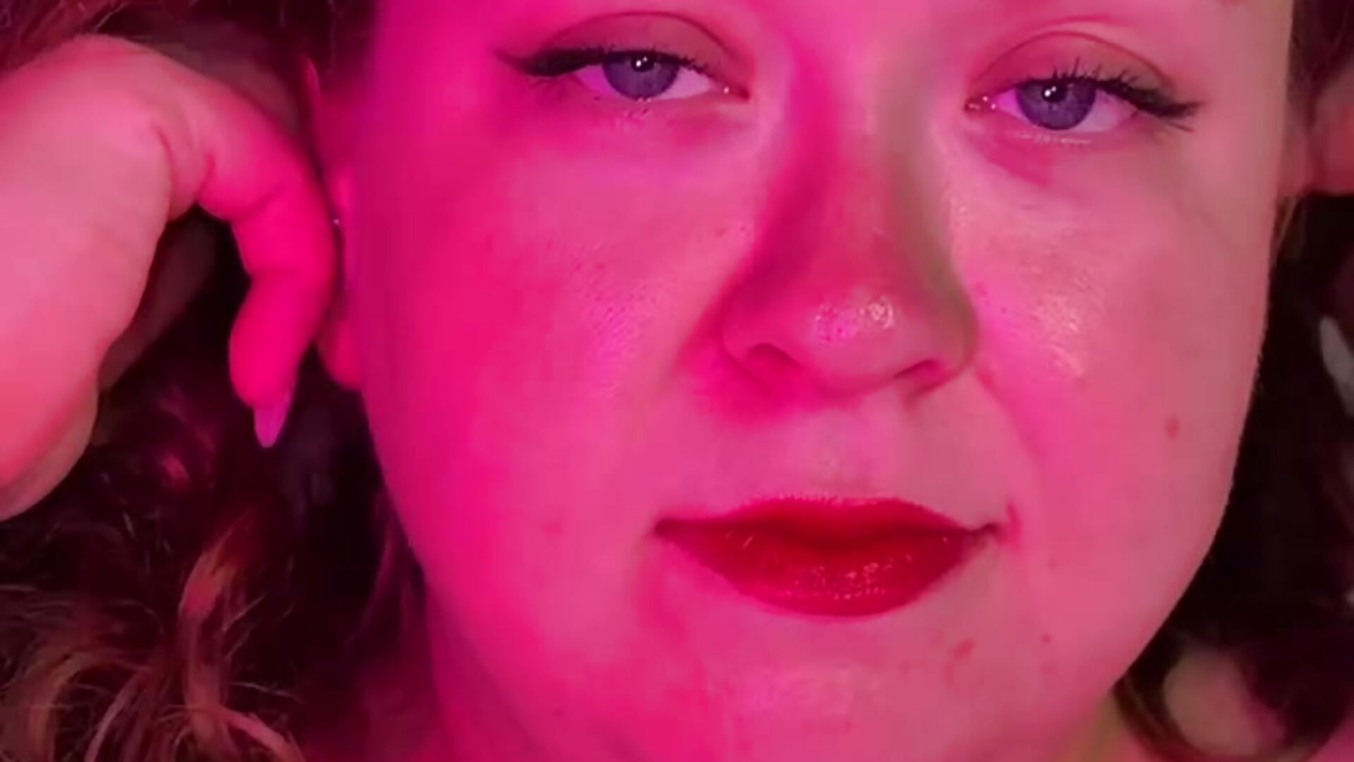 relax time - video by BettiBell cam model