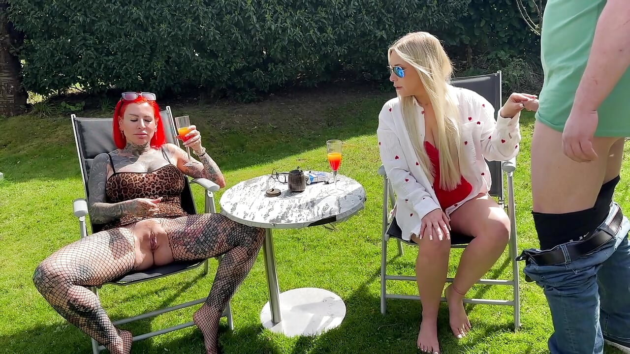 Nrws geilste Gartenschlampen 3 er mit Lena Nitro - Vídeo de CatCoxx, modelo de vídeos