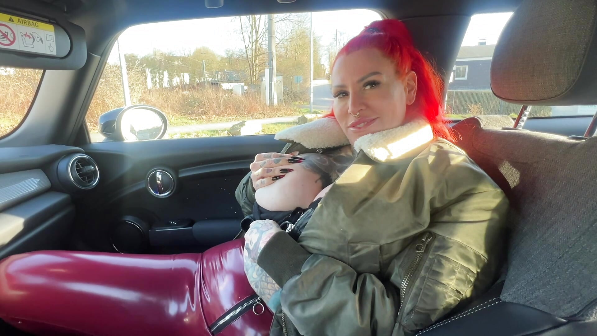 Rail strike!! Rideshare fucked– CatCoxx kameramodell videója