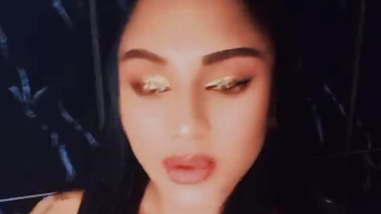 profile-intro-video-1767516468 - video di indiansumaya modella di cam