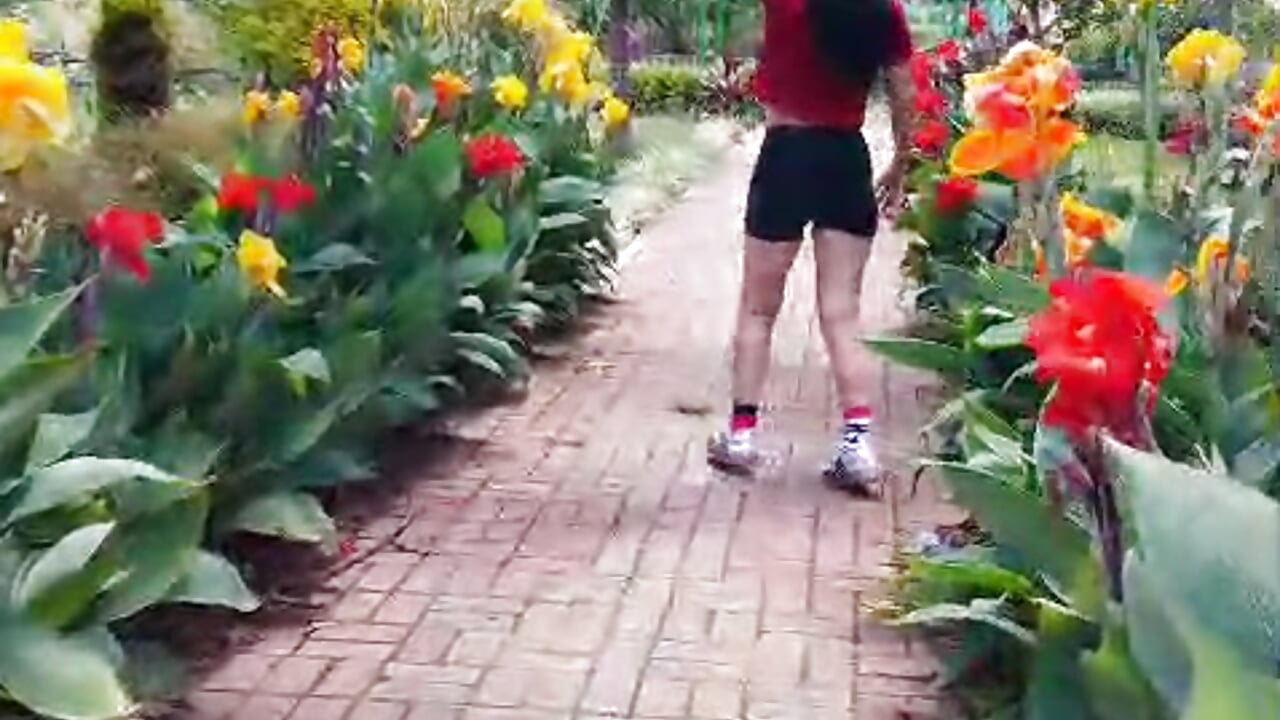 🌳🍃🌹🌷🌼🌻🌺 - video by VickyVentura cam model