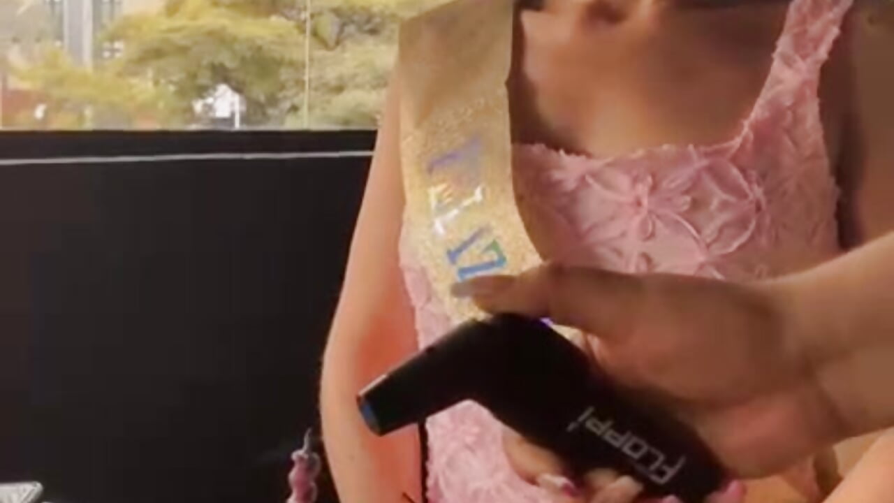 🎈🎉🎉🎈 - VickyVentura adlı kamera modelinin videosu