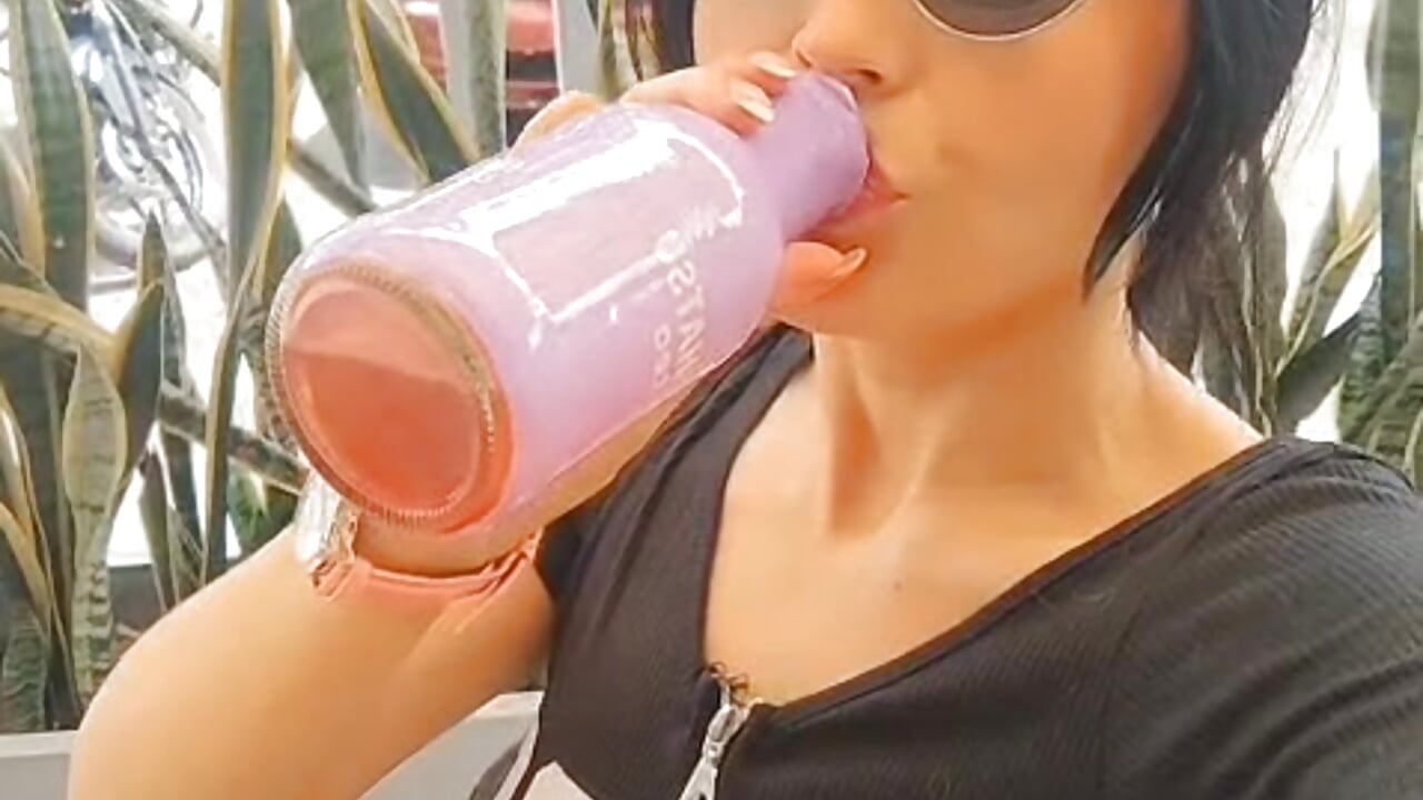 Hatsu - video by VickyVentura cam model